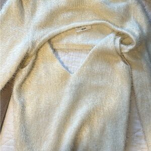 Forever 21 Soft Cream V-Neck Sweater